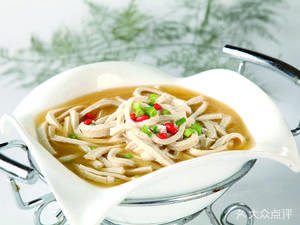 Red Chili Authentic Hand-Rolled Noodles (Changhong Road Branch)