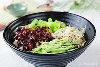 Jingwei Fried Sauce Noodles (Headquarters on Yinheng Road)