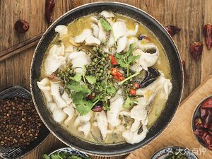 Wang Jiawei Braised Chicken Stone Pot Vegetables (Yuhua Plaza Residential Store)