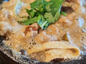 Old Foodie Héluò Noodles