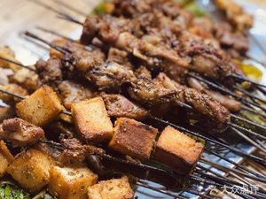 Liu Tao Barbecue (Baifu Street Branch)
