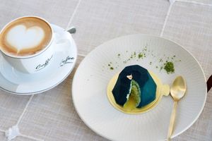 Yun Pan Coffee (Greenland Twin Towers Store)