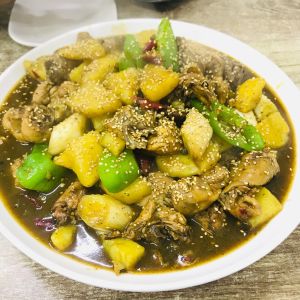Stewed Noodles with Big Chicken (Pujilu Store)