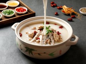 Jinji Fang · Bamboo Mushroom Pig's Trotter Chicken (Nongye South Road Store)