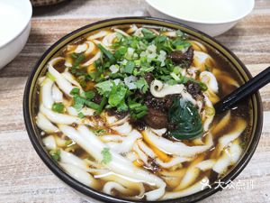 Golden Horse Chicken Soup Knife-Sliced Noodles (Wenxing Alley Store)