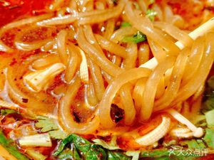 He Ji Stir-fried Dumplings Shop (Moor Center A Building Store)