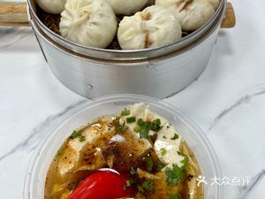 Yi Bai Shi Steamed Dumplings (Zhongjian Yuan Cheng Store)