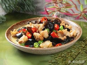 Dingdingxiang Sichuan-Hunan Cuisine (Vanke 24th City West Phase III Store)