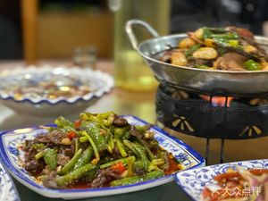 Lao Chu Zi Sichuan Restaurant