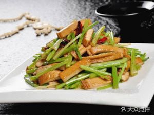 Yang Er Guai Hu Lu Tou Noodles