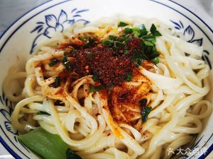 Luo's Noodle House (Longshuo Road Store)