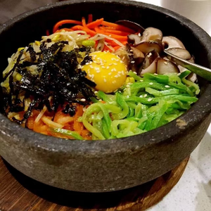 Jing Yi Cuisine • Stone Pot Rice Bowl