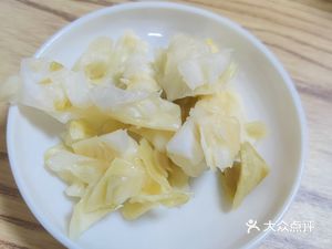 Meat Dumpling Soup with Buns (Shili Pu Branch)