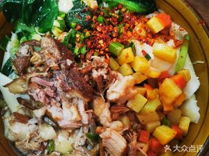 Lazhi Meat Dumpling Noodles