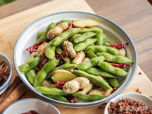 Xiao Wu's Spicy Pork Rib Noodles