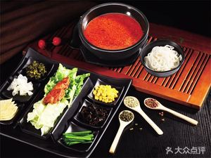 Shengshi Piaoxiang Xiao Amei Rice Noodles