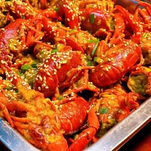 An Yun BBQ • Paper-Wrapped Fish & Stir-Fried Vegetables with Seafood