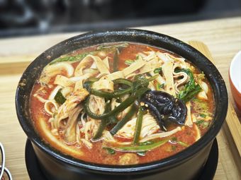 Wang Mu Dong Potato Noodles (Feng Cheng Nine Road Store)