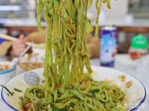 Hu County Handmade Noodles with Spinach (Caotan Second Road Store)