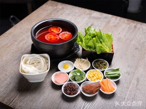 Mao Mao Over Bridge Rice Noodles (Gongyuan Central Store)