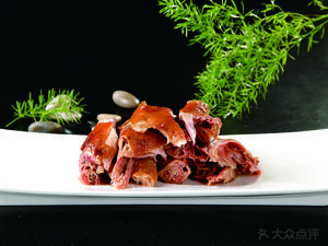 Hongqi Roasted Chicken (Kaiyuan Agricultural Market Store)