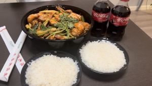 Tang Gong Fresh Shrimp · Spicy Shrimp · Frog Legs (Feng Yi Store)