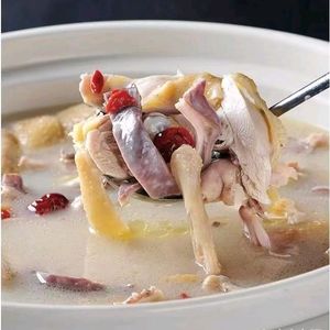 Qiwei Chicken Pot (Kunming Road Branch)