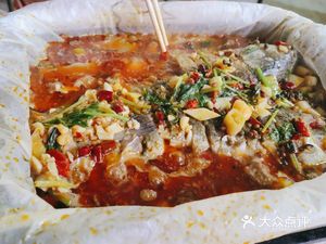 Chuan Wei Zhu Qian Kao Rou Zi Bao Yu (A Fang Lu Dian)