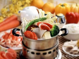 Qinghong Qiwei自助小火锅(Áfáng Er Road Branch)