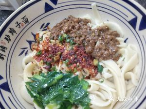 Liu Qi Donkey Foot Noodles (Tumen Store)