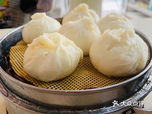 Qianli Xiang Wonton King (Jinhui Yuefu Store)