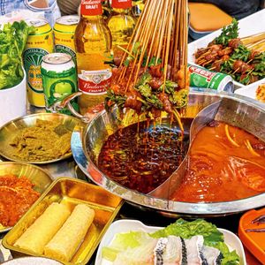 Pu Men Xiao Yuan Chuan Chuan Hot Pot and Bar