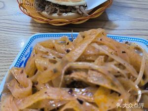 Meng Dou Handmade Rolled Rice Noodles (Xihang Garden Store)