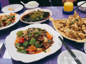 Chongqing Mei's Affordable Sichuan Cuisine (Xinzhu Town)