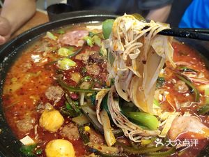 Zende Yue Yangji Clay Pot Home (162nd Chain Store)