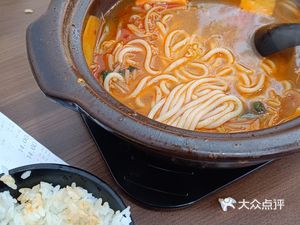Rice Noodles with Braised Chicken (Greenland Linghai Building A-Block Branch)