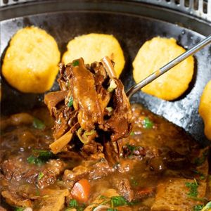 Zao Tai Fu Northeast Iron Pot Stew (Overseas Chinese Town Swan Castle Branch)