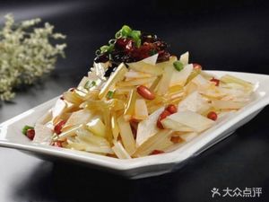 Hua Yi Lou Steamed Dumplings and Pancakes