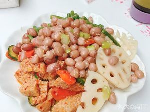 Zhang Family Lamb Roujiamo