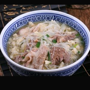 Qiaozikou Lao Wei's Lamb Soup and Barbecue