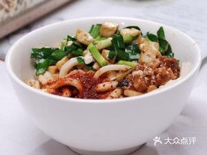 Guanzhong Lu Ti Zi Mian (Zhengrong Caihonggu Store)