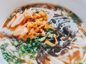 Zhu Qi Qi Yuan Tang Rou Si Fen (Huachuang International Plaza Shopping Center Store)