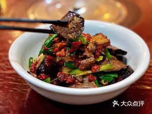 Zhaoyang Mansion Shao Dong Specialties Restaurant