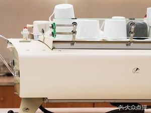 Luguang Cafe (Huangxing South Road Pedestrian Street Branch)