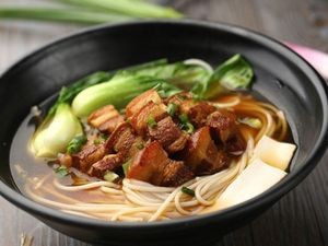 Dong Youyou County Pork Rice Noodles (Yumin Community Store)