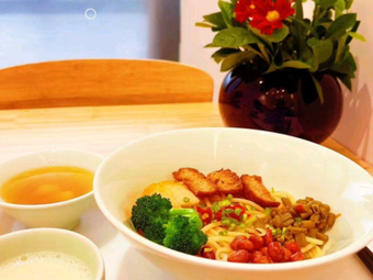 Yipin Suwei Vegetarian Restaurant (Wanke Jinyu Huafu Phase II Store)