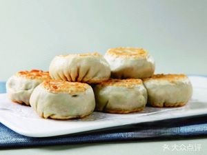 Hangzhou Steamed Dumplings (First Bay Store)