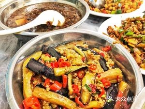 Lao Sifanglai Restaurant (Yaquehu Community Store)