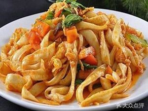 Xinjiang Large Plate Chicken & Lanzhou Noodles (Tonghua Tian Du Branch)