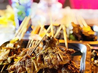 Yueyang Barbecue Open-air Restaurant (Lichen Community Store)